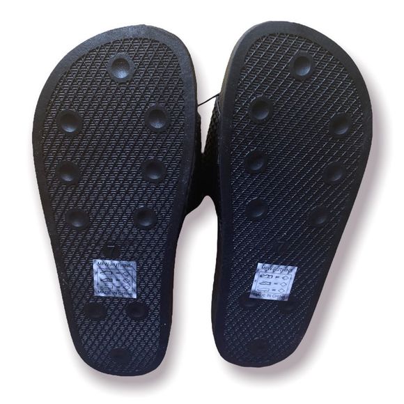 Brave Soul: Black Faux Leather Slides - Picture 4 of 5